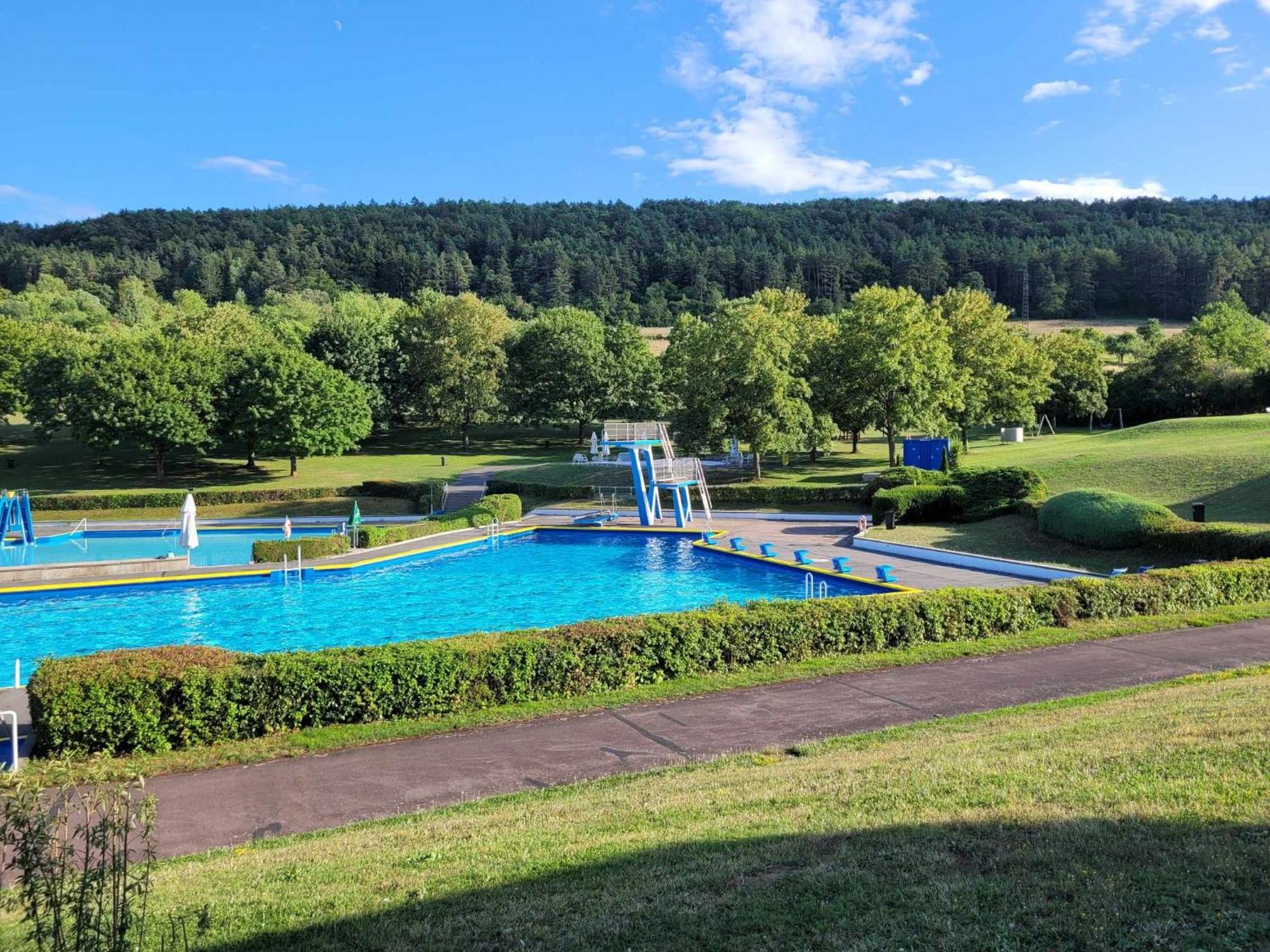 Tauberperle - Exklusives Ferienapartment Lauda-Königshofen Exteriör bild